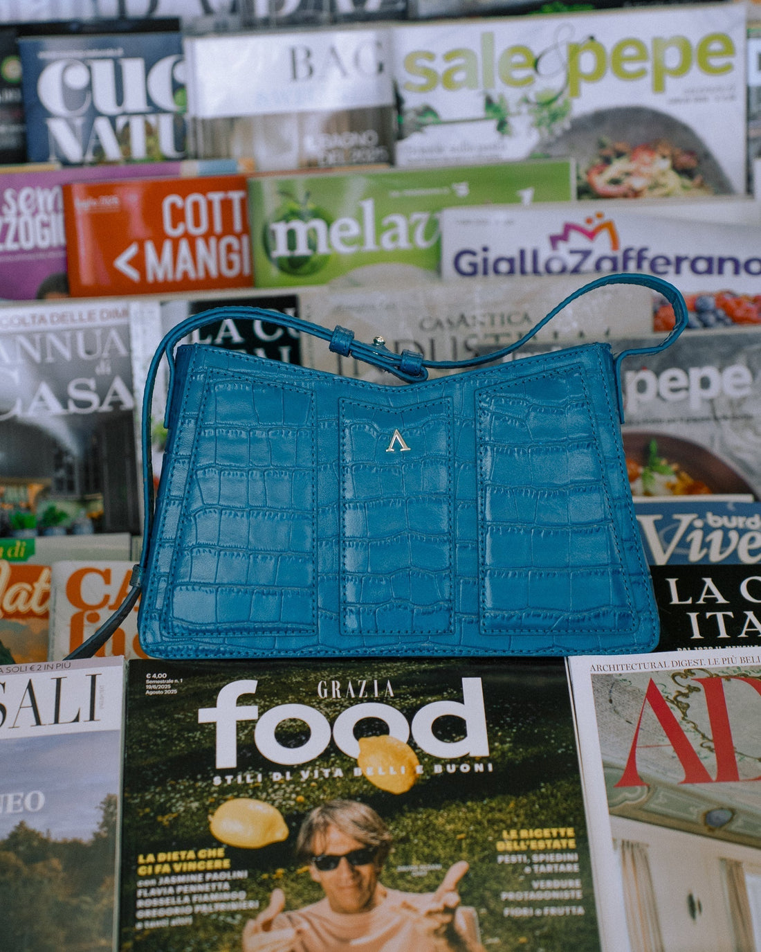 AKINNA Unveils the Tutti Frutti Collection – Sculptural Bags in Lush Summer Shades